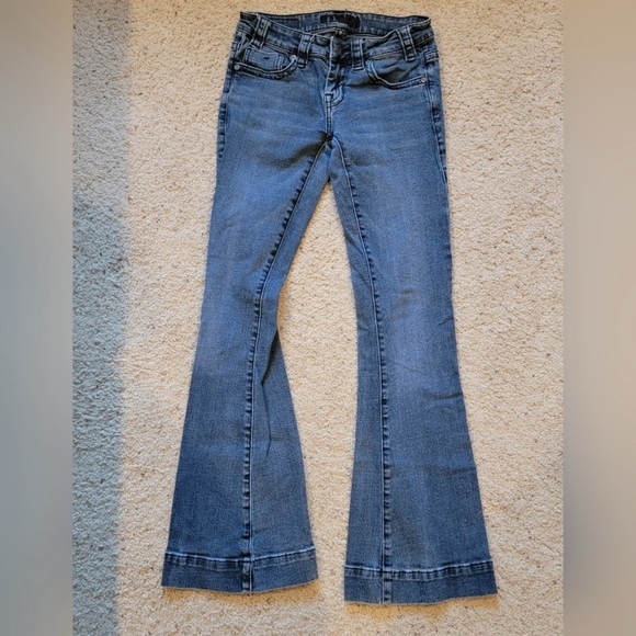 Rock & Roll Cowgirl Denim - Rock and Roll cowgirl size 26x32 Women's Blue Flared Jeans EUC